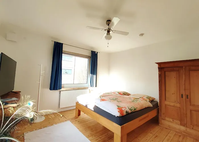 Schönes Eckzimmer Rum i privatbostad